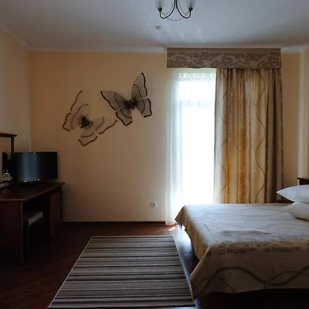 Hotel Karpaty 3*